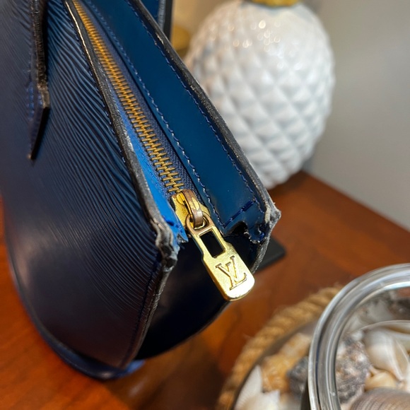 EUC Louis Vuitton Epi Saint Jacques PM handbag - Picture 10 of 10